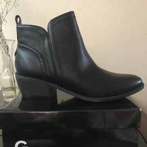 New!!! G by Guess Ankle Bootie  🖤💋
